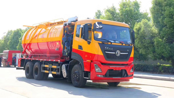 國六東風天龍后雙橋清洗吸污車